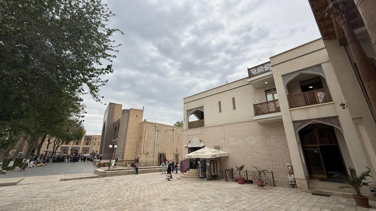 בוקורו Kabir Hotel מראה חיצוני תמונה