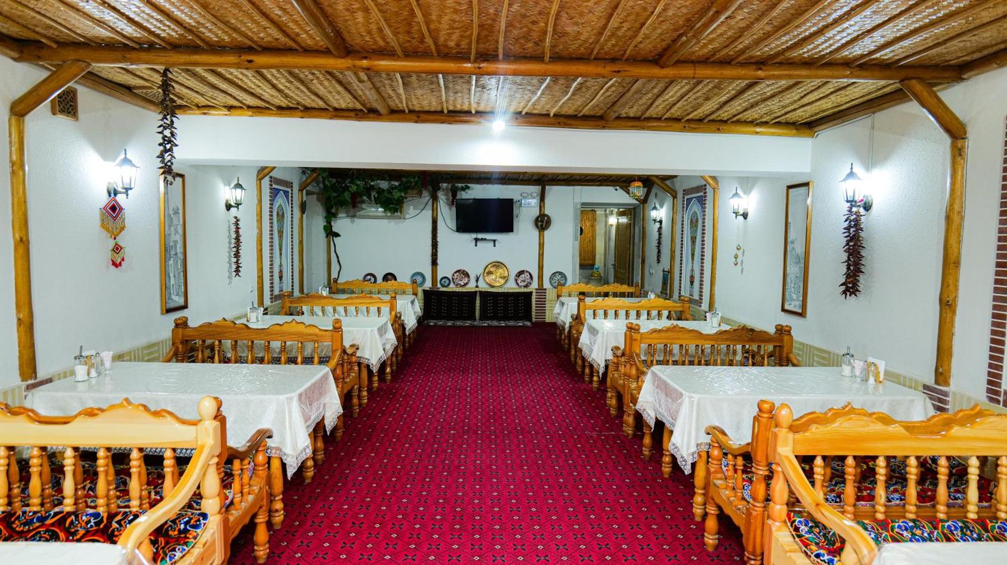 בוקורו Kabir Hotel מראה חיצוני תמונה
