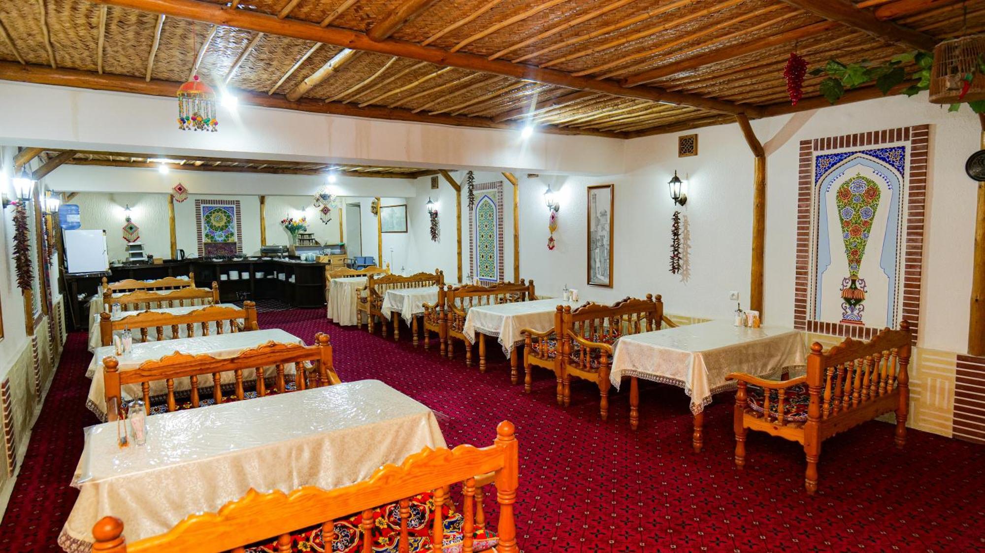 בוקורו Kabir Hotel מראה חיצוני תמונה