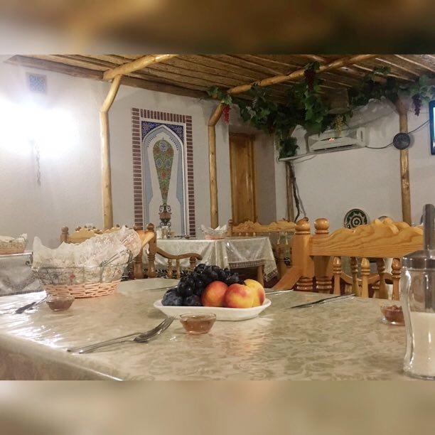בוקורו Kabir Hotel מראה חיצוני תמונה
